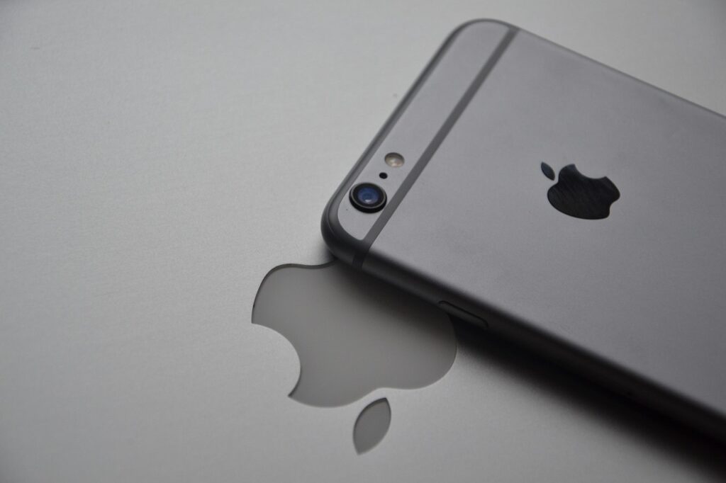 iPhoneで浮気の証拠を見つける探し方は？