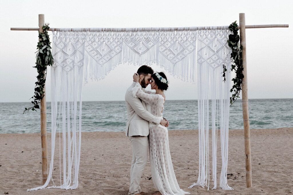 夫の浮気を確信した時の問い詰め方は？