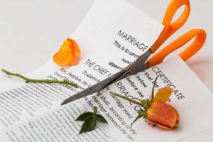 浮気が原因で離婚を踏みとどまるための判断基準は？